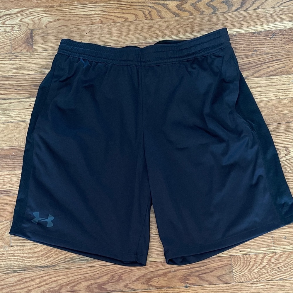 Under Armour Men's Black Athletic Shorts